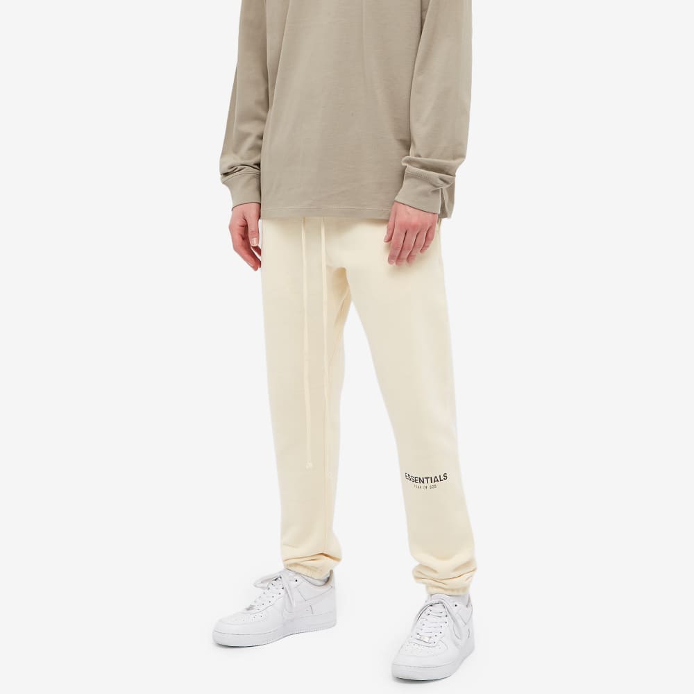 FEAR OF GOD ESSENTIALS Sweatpants (SS21) Cream/Buttercream