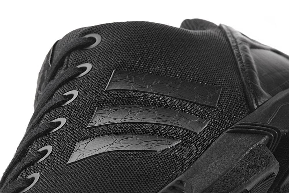 Adidas ZX Flux Triple Black - Kick Game