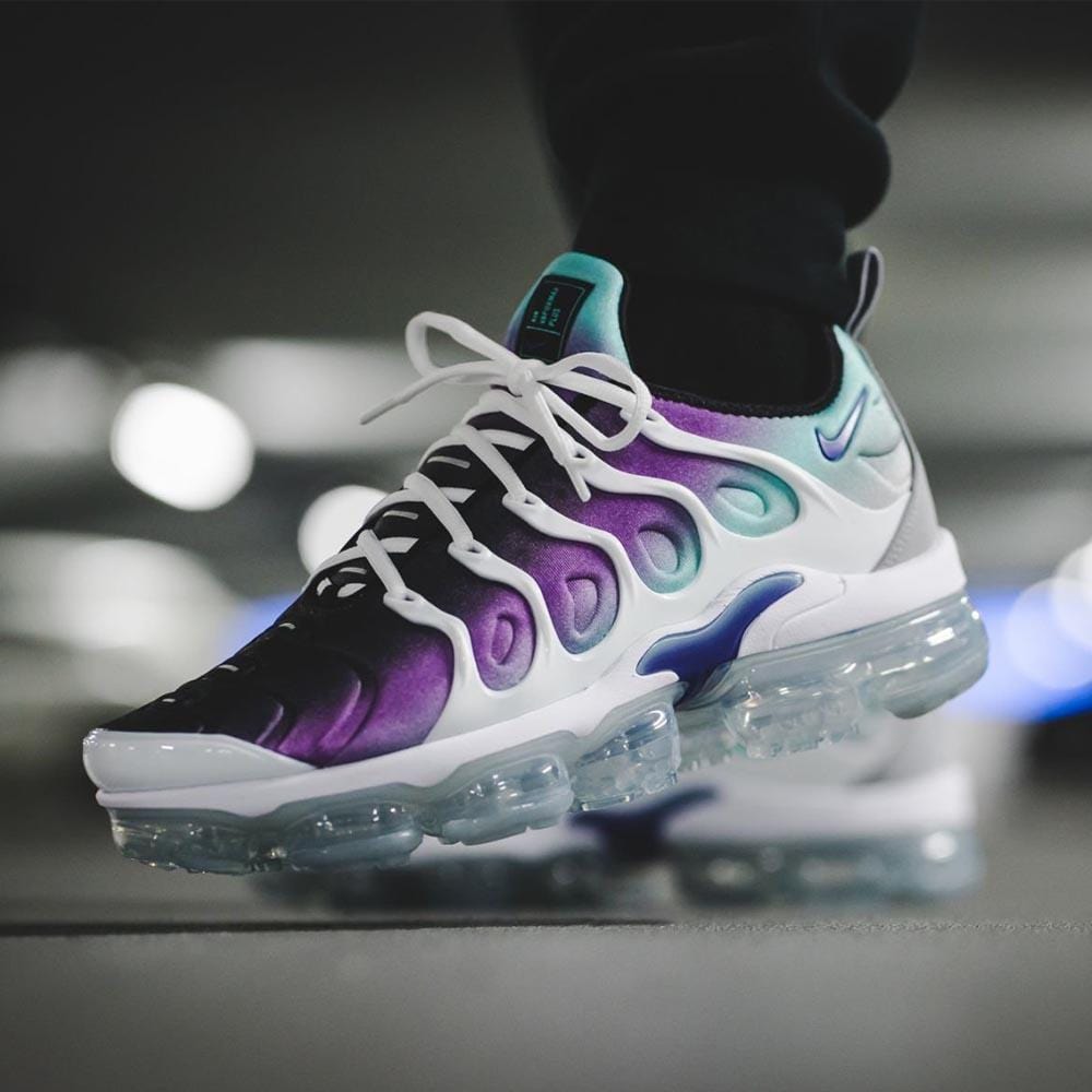 Nike Air VaporMax Plus Grape Kick Game