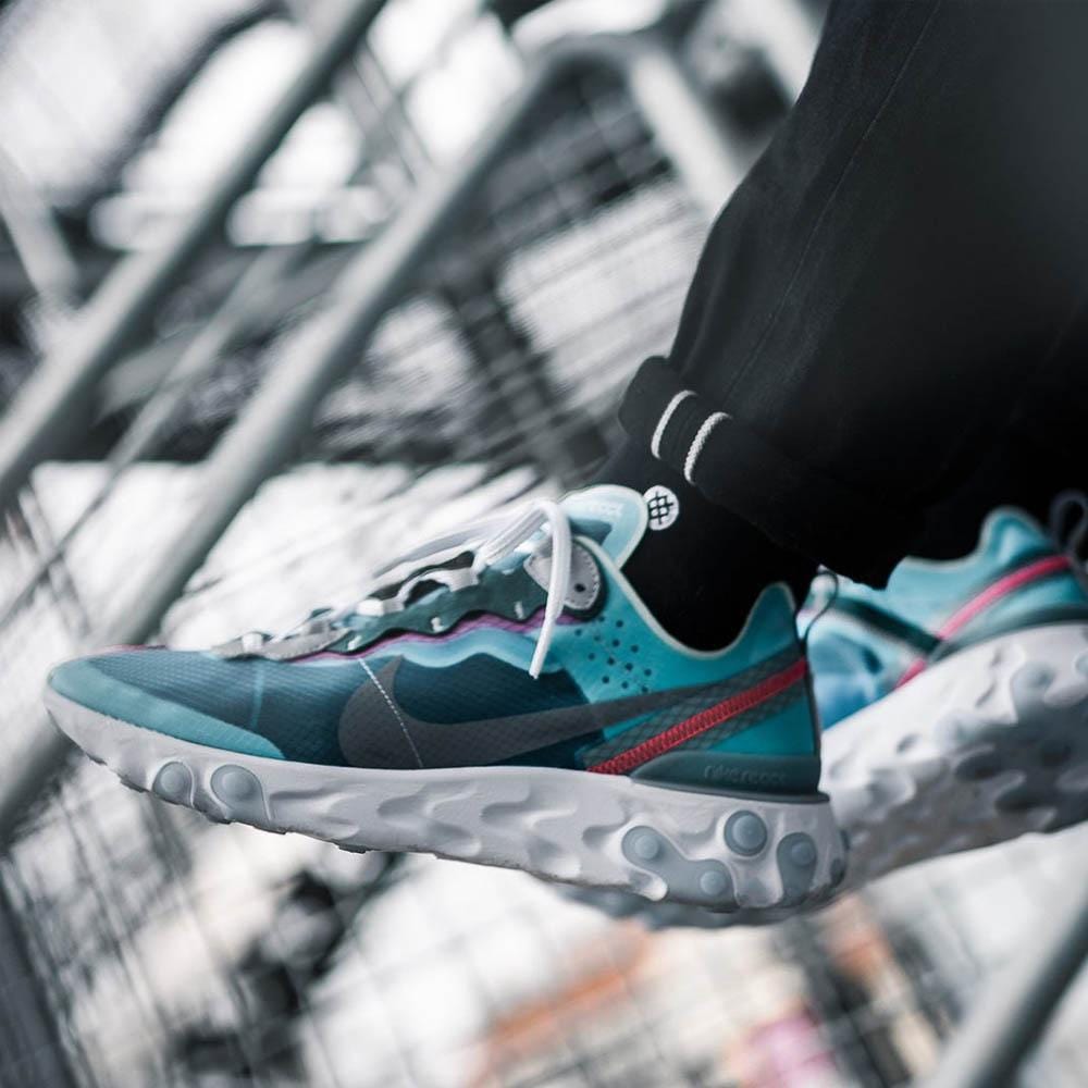 Nike React Element 87 Royal Tint Blue Kick Game