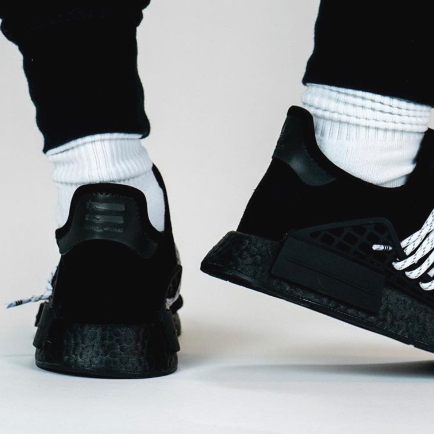 Pharrell williams hu nmd black online