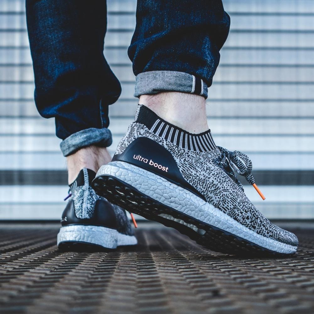 Adidas Ultra Boost Uncaged Silver Boost Superbowl Edition Kick Game