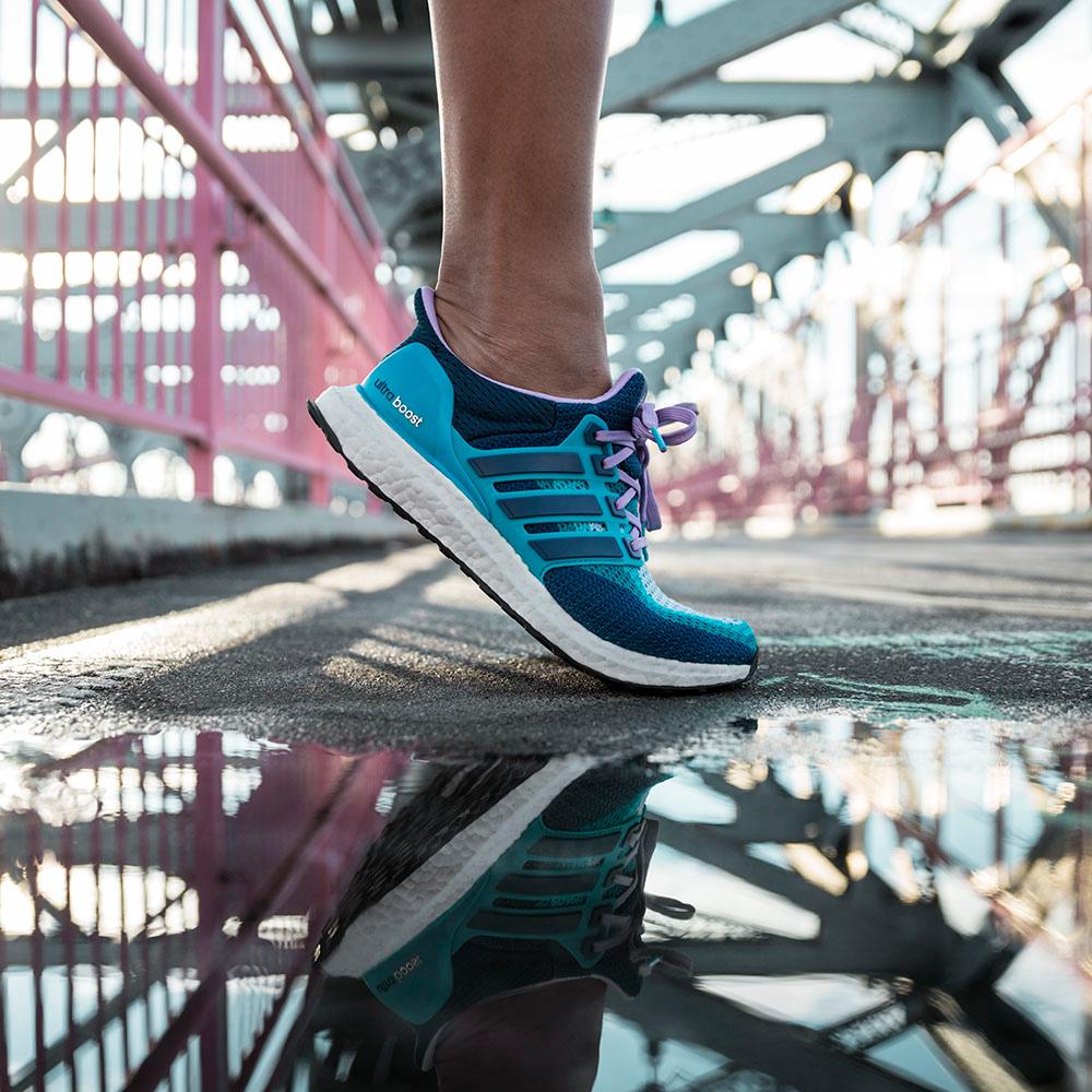 Adidas Ultra Boost WMNS "Clear Green" - Kick Game