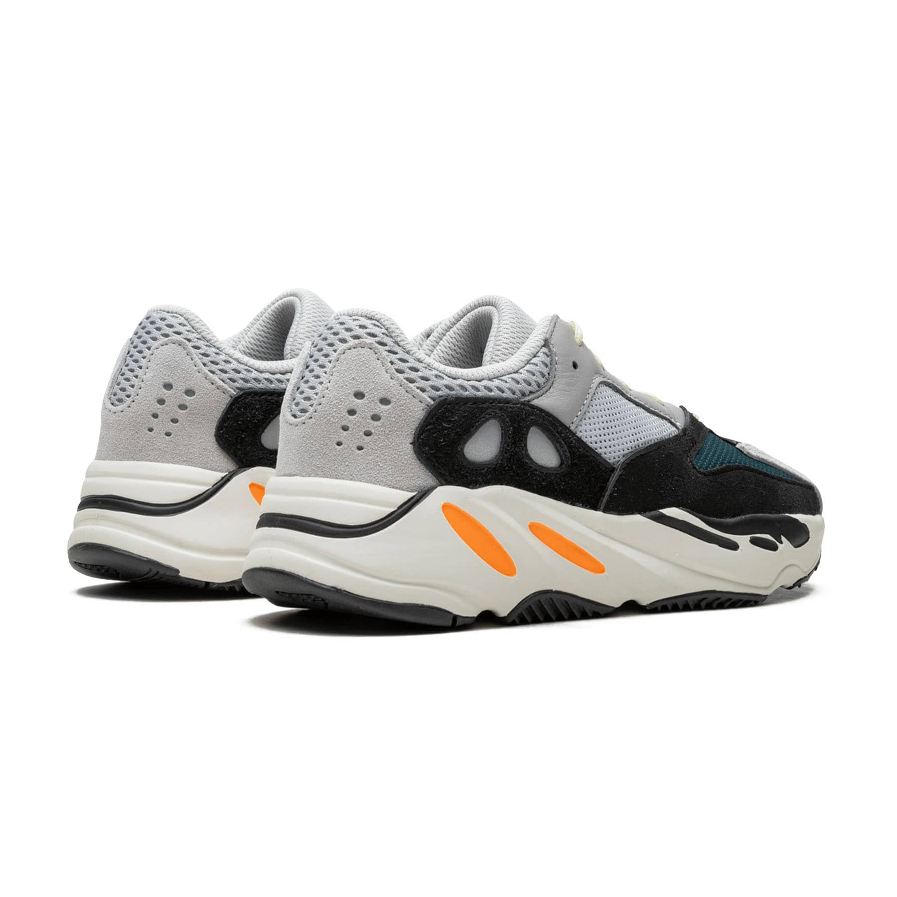 adidas Yeezy Boost 700 Kids Wave Runner Kick Game