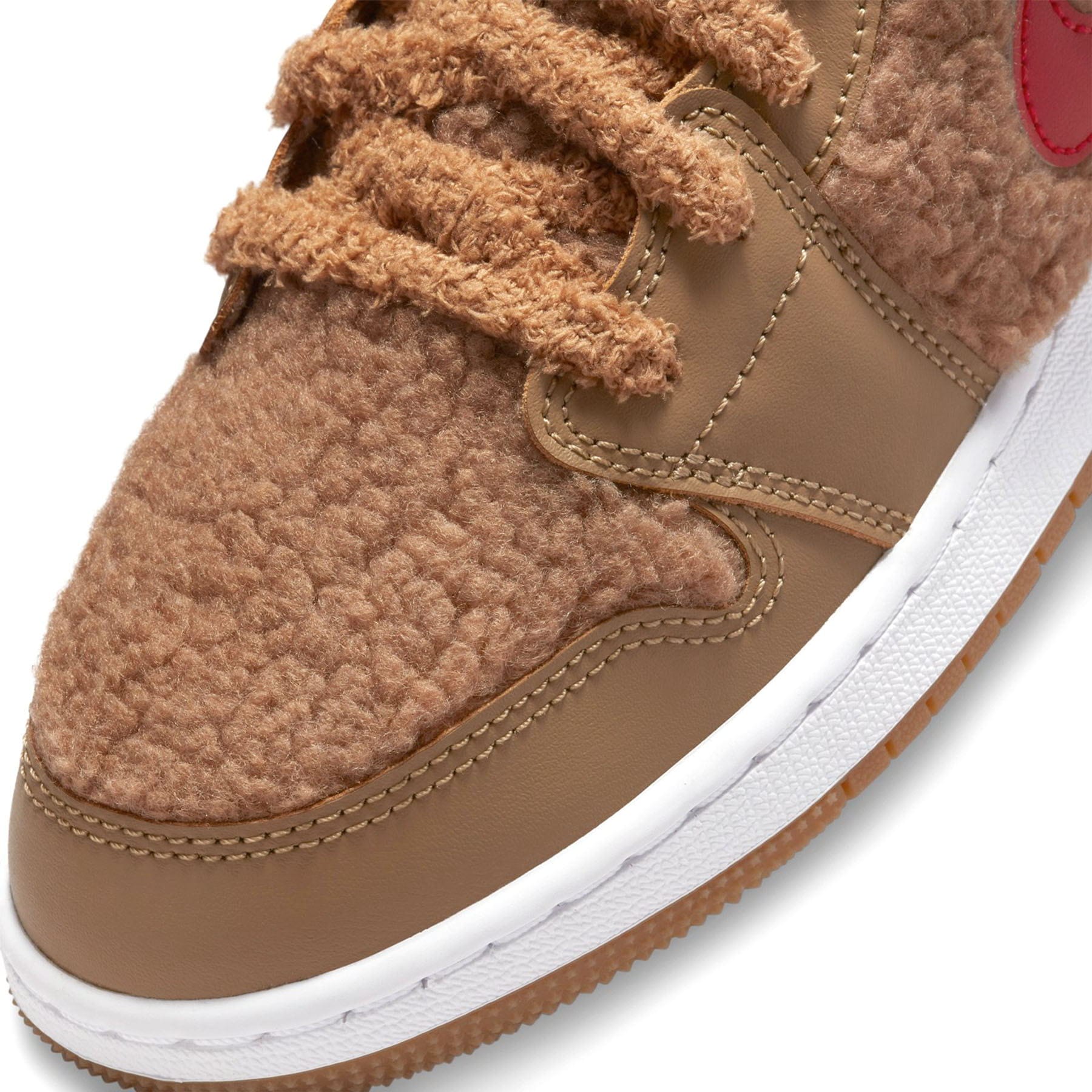 Jordan 1 Low hot Unility Teddy Bear (GS)