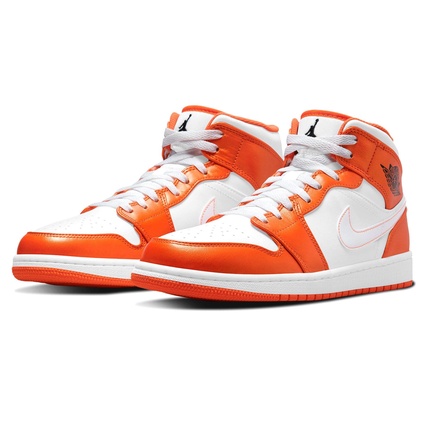 Orange jordan hot sale 1 mid