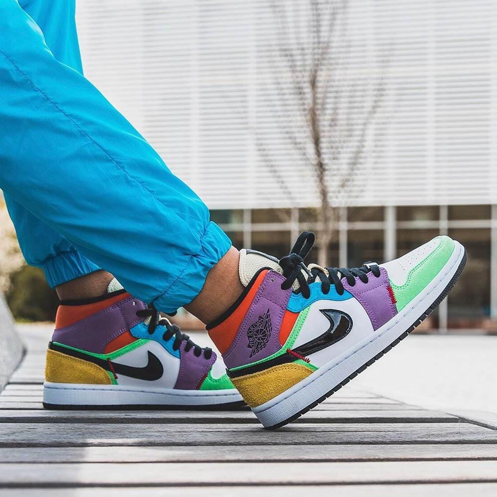 Colorful air jordan 1 mid online