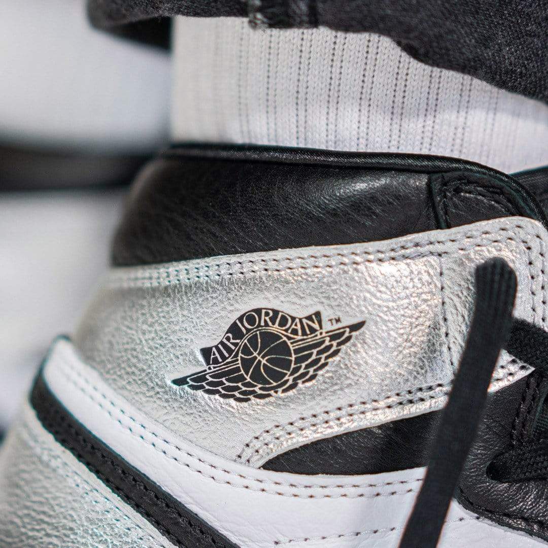 Air Jordan 1 Wmns Retro High OG 'Silver Toe' — Kick Game