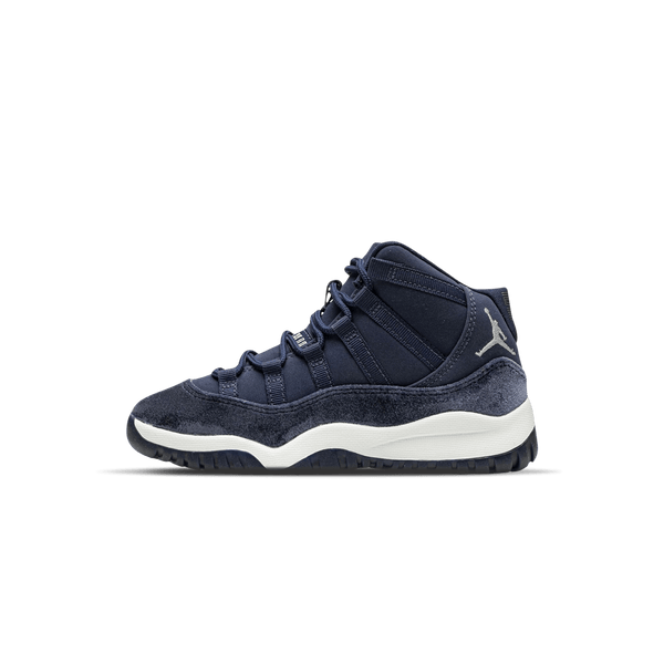 Jordan 11 velvet store blue