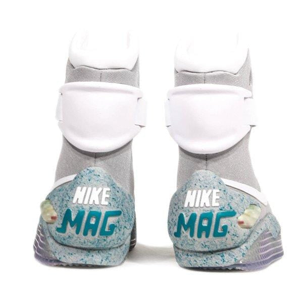 Size 11 air mags on sale