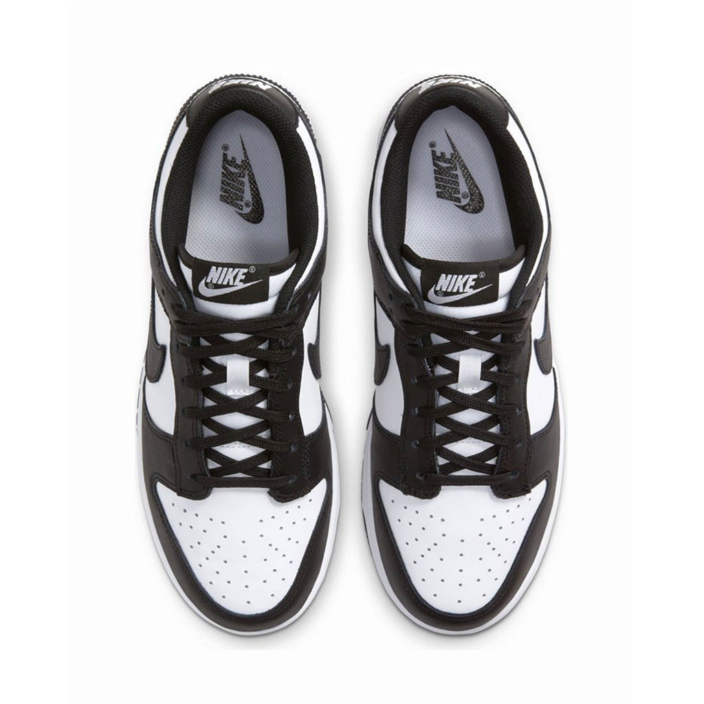 Louis Vuitton x Supreme Jordan sneaker 1, Air Jordan sneaker 4 37