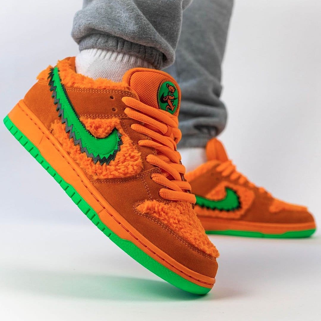 Grateful Dead x Nike Dunk Low SB Orange Bear Kick Game