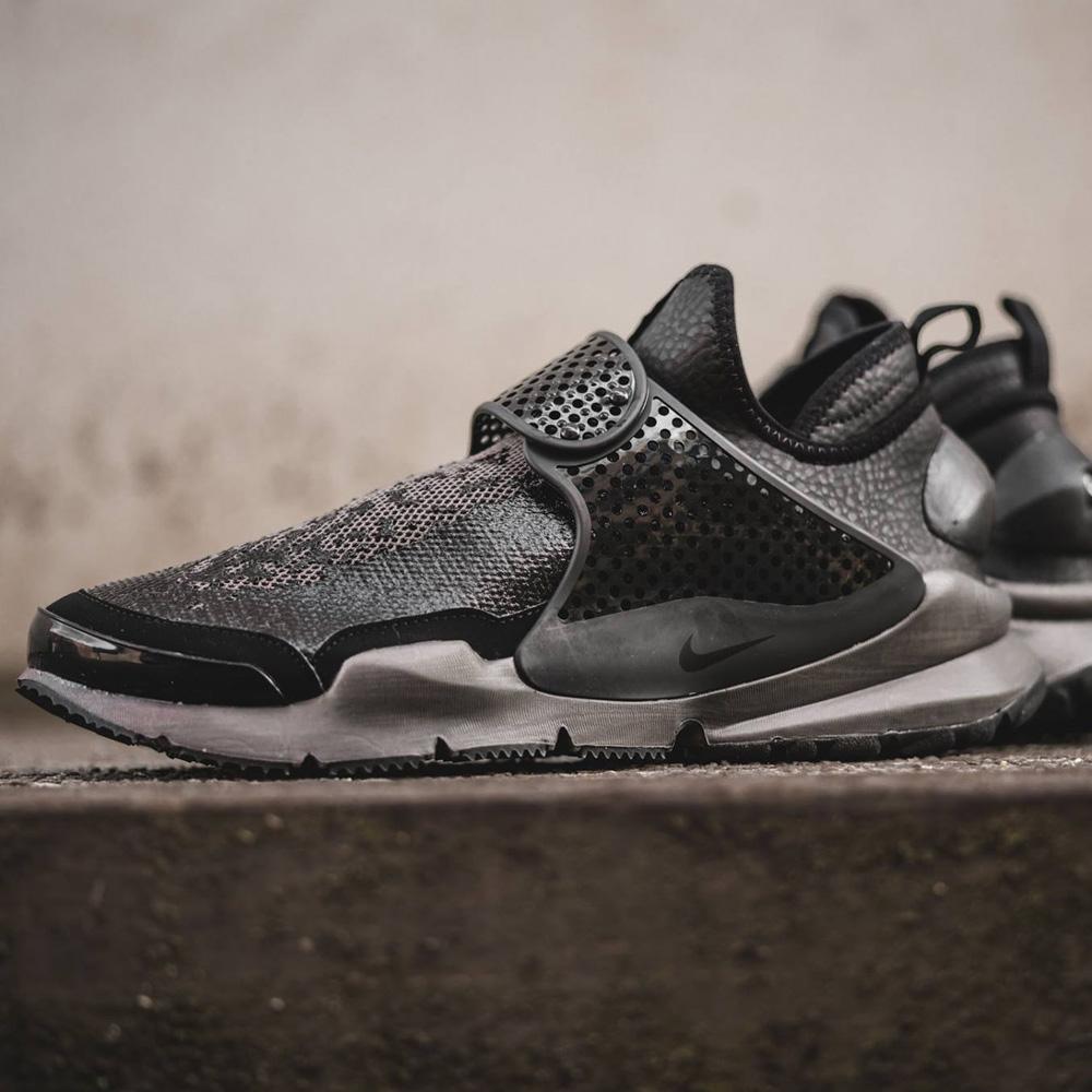 Nike x Stone Island Sock Dart Mid - Black & Sail — Kick Game