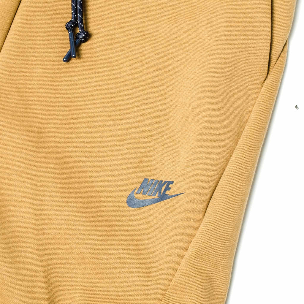 NIKE TECH FLEECE CROPPED PANTS - Golden Beige-Khaki - Kick Game