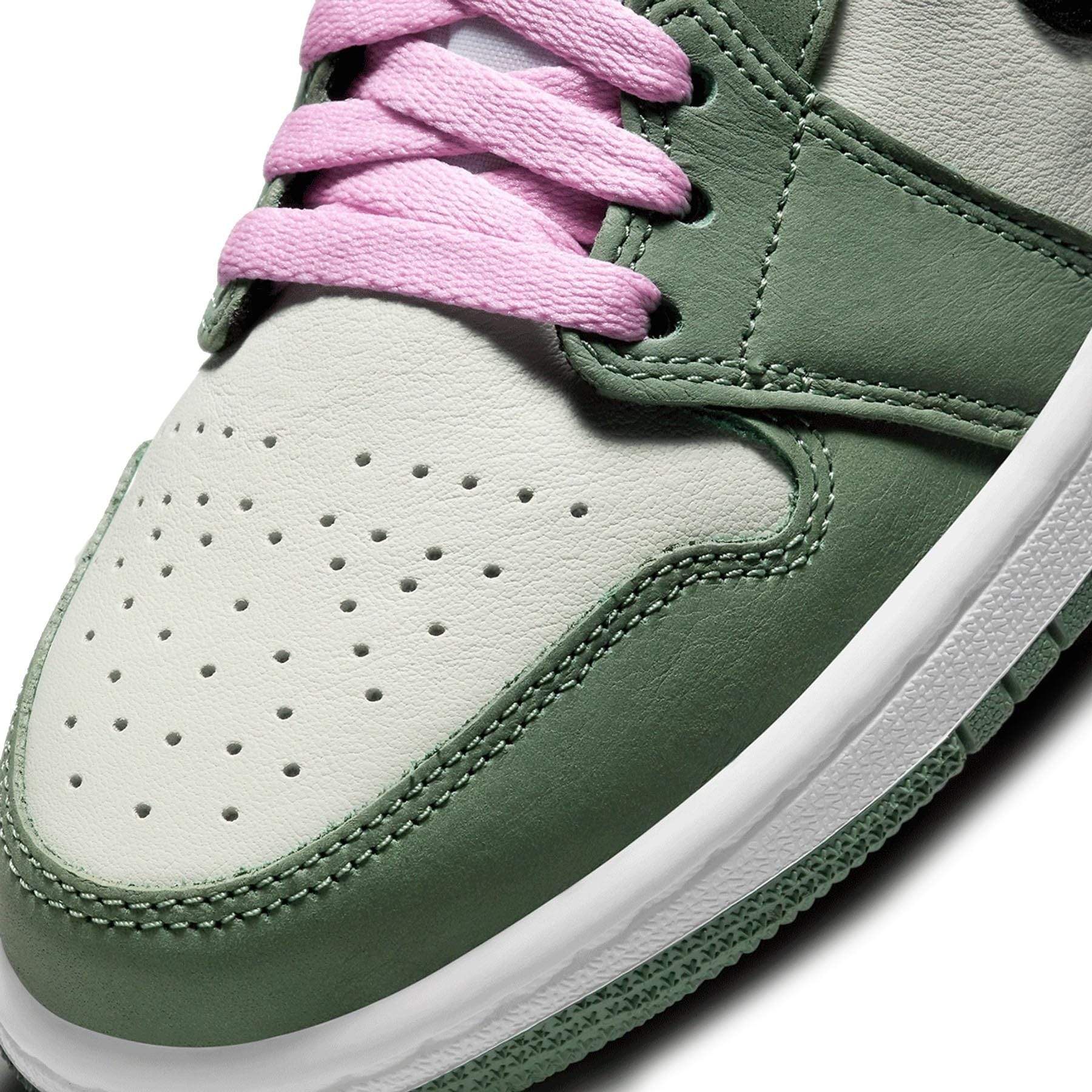 Air Jordan 1 Wmns Mid SE Dutch Green Kick Game